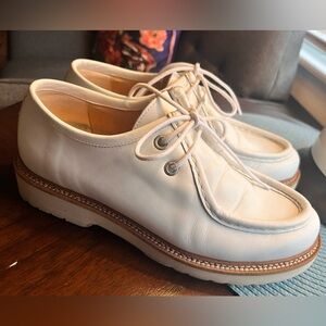 ❤️🦋 Rare🦄Anthropologie Classic White leather Loafers